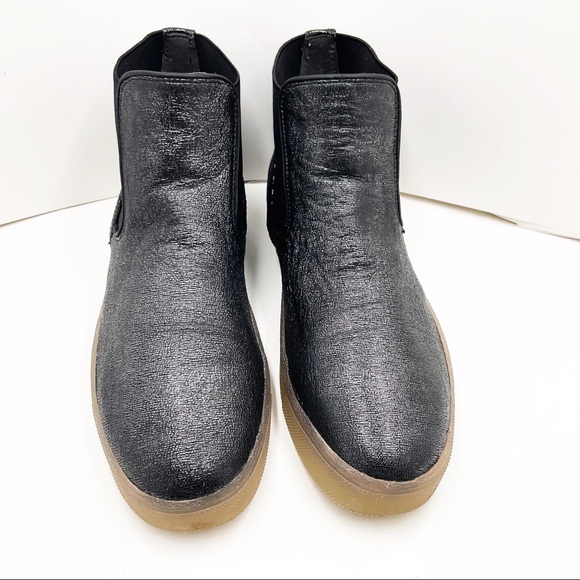 {Sam Edelman} Margot Chelsea Metallic Sneaker Boots - Picture 4 of 16